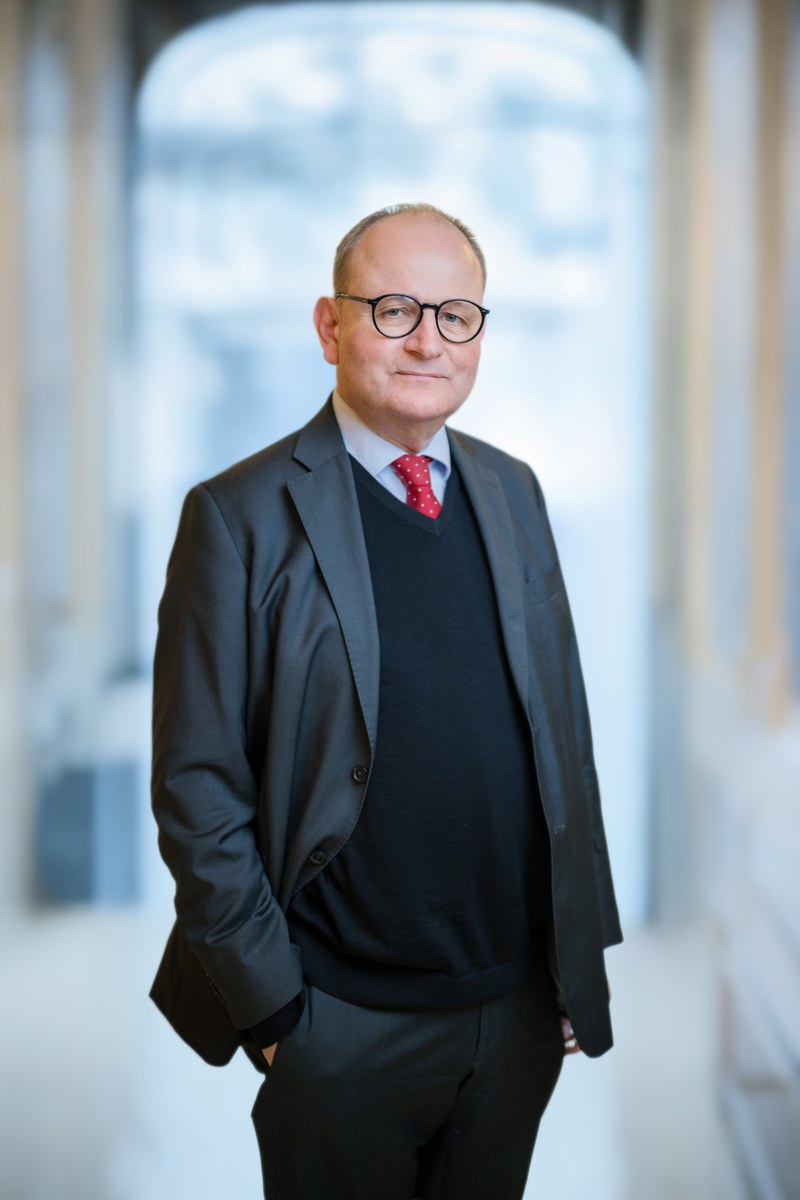 ESABCC Ottmar Edenhofer 2026 portrait (2).jpg